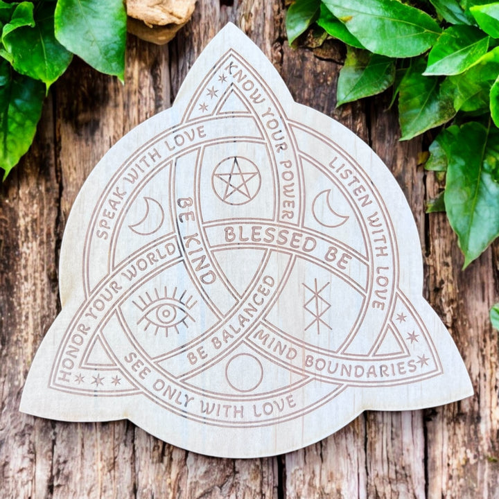 WALL HANGING || TRIQUETRA (CELTIC KNOT) AFFIRMATION PLAQUE