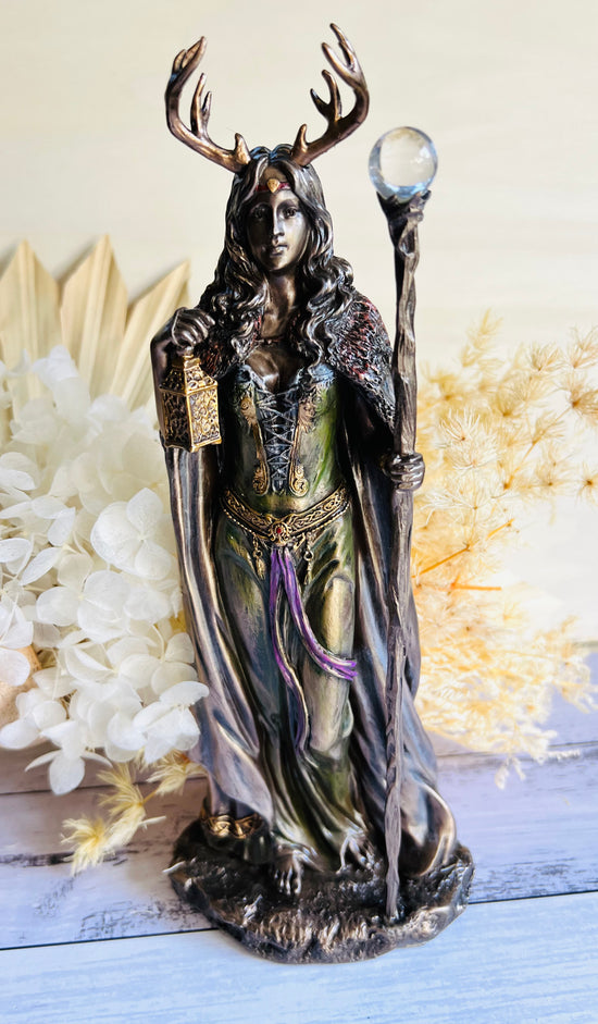 STATUE || ELEN OF THE WAYS - PRE ORDER