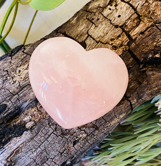 HEARTS || ROSE QUARTZ - SMALL